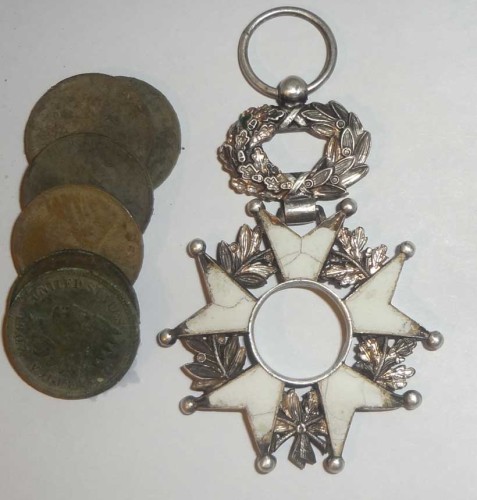 legion-of-honor-metal-detecting-find